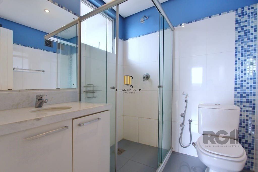 Excelente casa de 324m² com 4 dormitórios e 2 vagas.