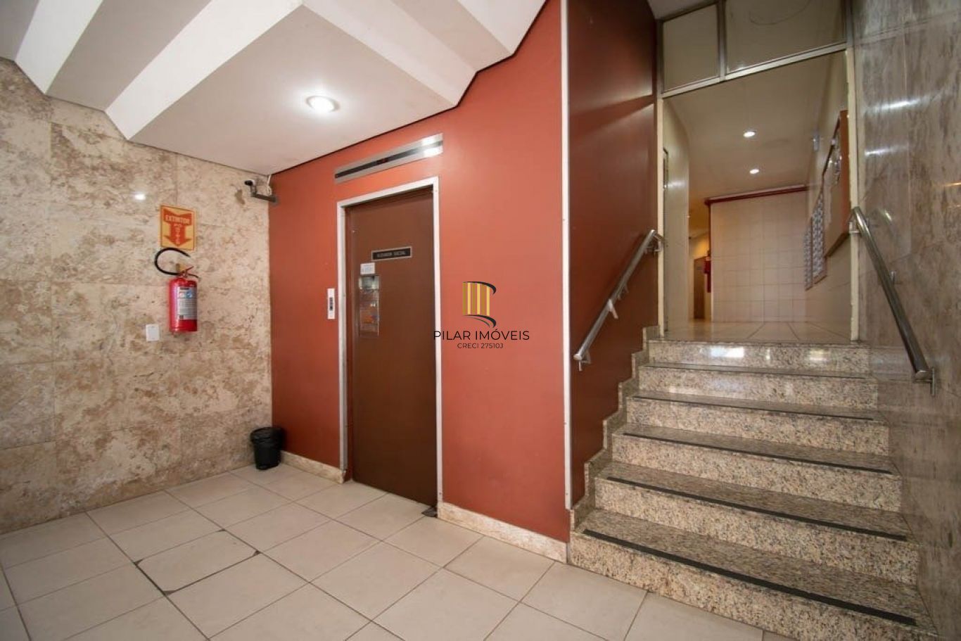 Apartamento de 3 dormitórios à venda no Bairro Centro Histórico, Porto Alegre.