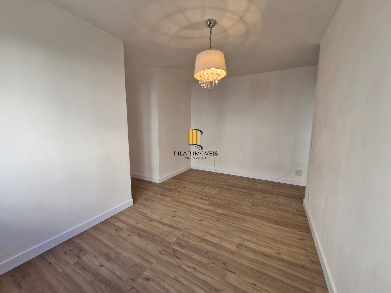 Apartamento 3 dormitórios na rua Corronel Massot, Cristal.