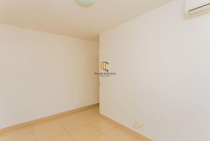 Apartamento com 2 quartos em condominio infraestrutura completa à venda em Jardim Itu-Sabará, Porto Alegre.