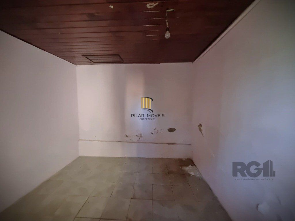 Casa 4 Dormitório(s) Bairro Nonoai
