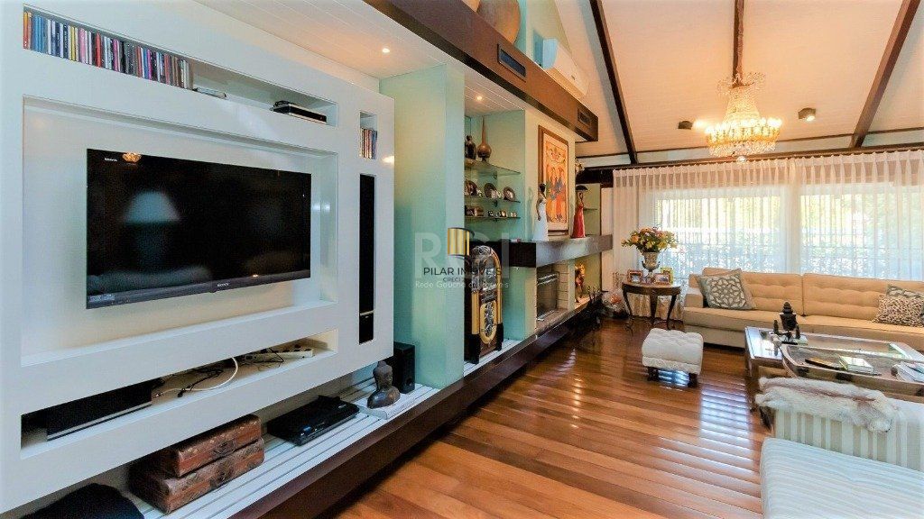 Casa De 602m²,  Bairro Bela Vista