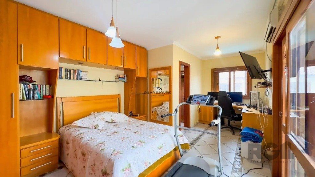 Casa com 4 quartos no bairro nonoai
