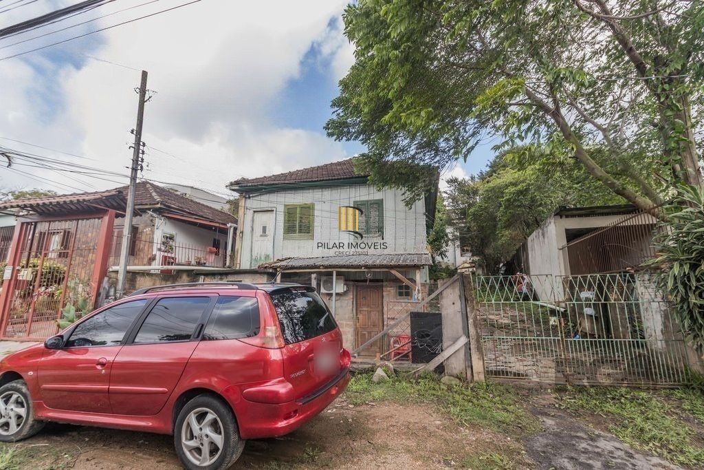 Casa de 4 dormitórios,  no bairro Vila Jardim