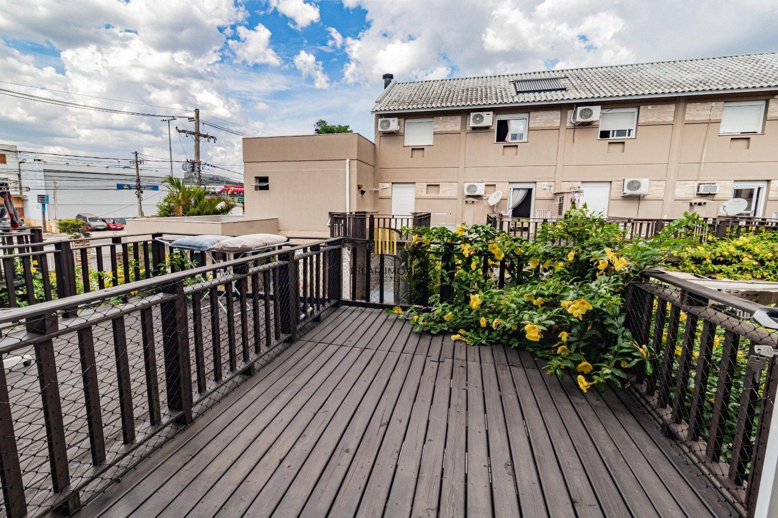 Casa em Condomínio com 3 quartos, 1 vaga e 98m² Avenida Juca Batista - Ipanema, Porto Alegre