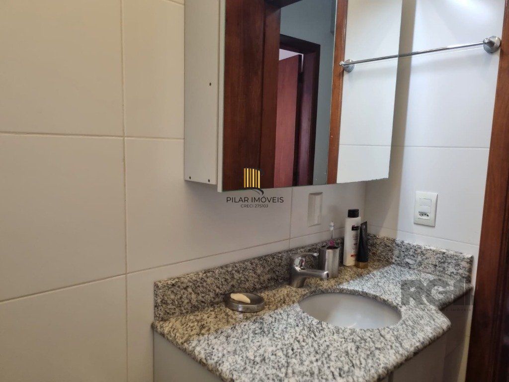 Casa 4 dormitórios no bairro Teresópolis