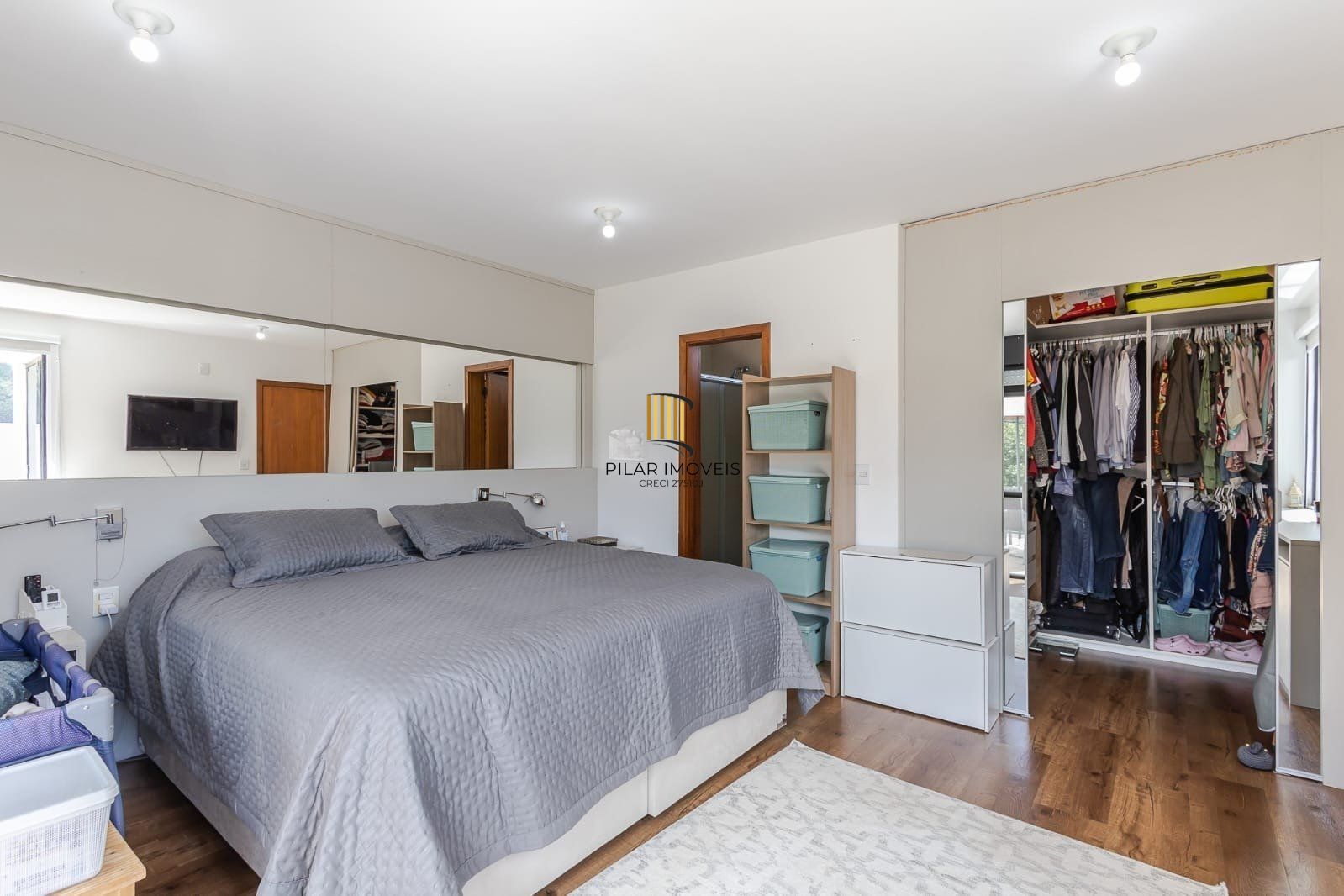 Casa em Condomínio com 3 quartos, 3 vagas e 184m² para vender por R$ 1.180.000 Rua Adriano Pereira Da Silva - Vila Nova, Porto Alegre