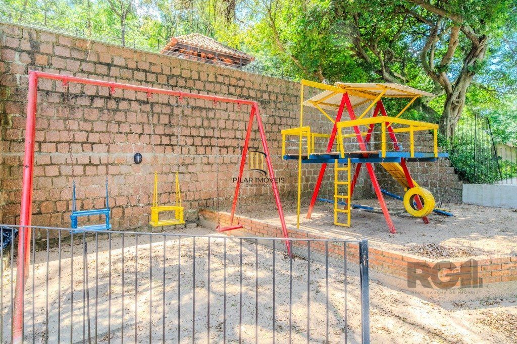 Apartamento de 2 dormitórios no bairro Teresópolis