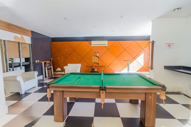 Apartamento de 2 dormitórios à venda em São Geraldo, Porto Alegre.