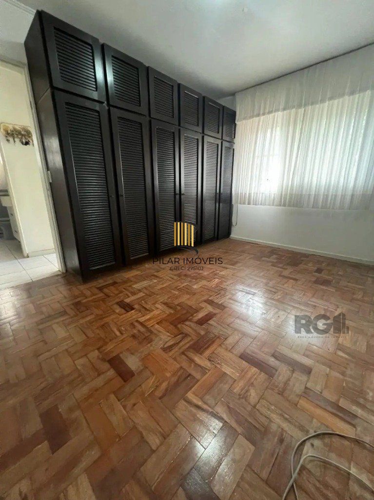 casa com 3 dormitórios no bairro Parque Santa Fé