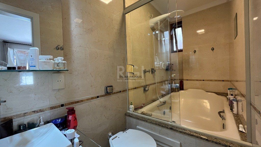 Cobertura para Venda - 211m², 3 dormitórios, sendo 1 suites, 2 vagas - Jardim Lindóia