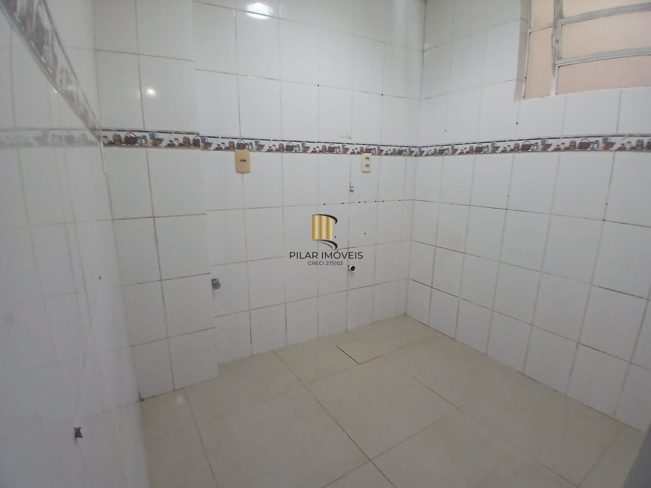 Apartamento garden de 02 dormitórios no bairro Petropolis-Porto Alegre/RS