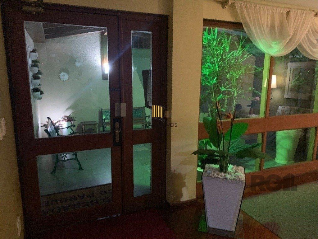 Apartamento 40m² - 1 dormitório, 1 vaga no bairro Menino Deus