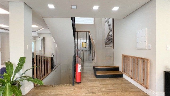 Casa 4 dormitórios no bairro Jardim Itu