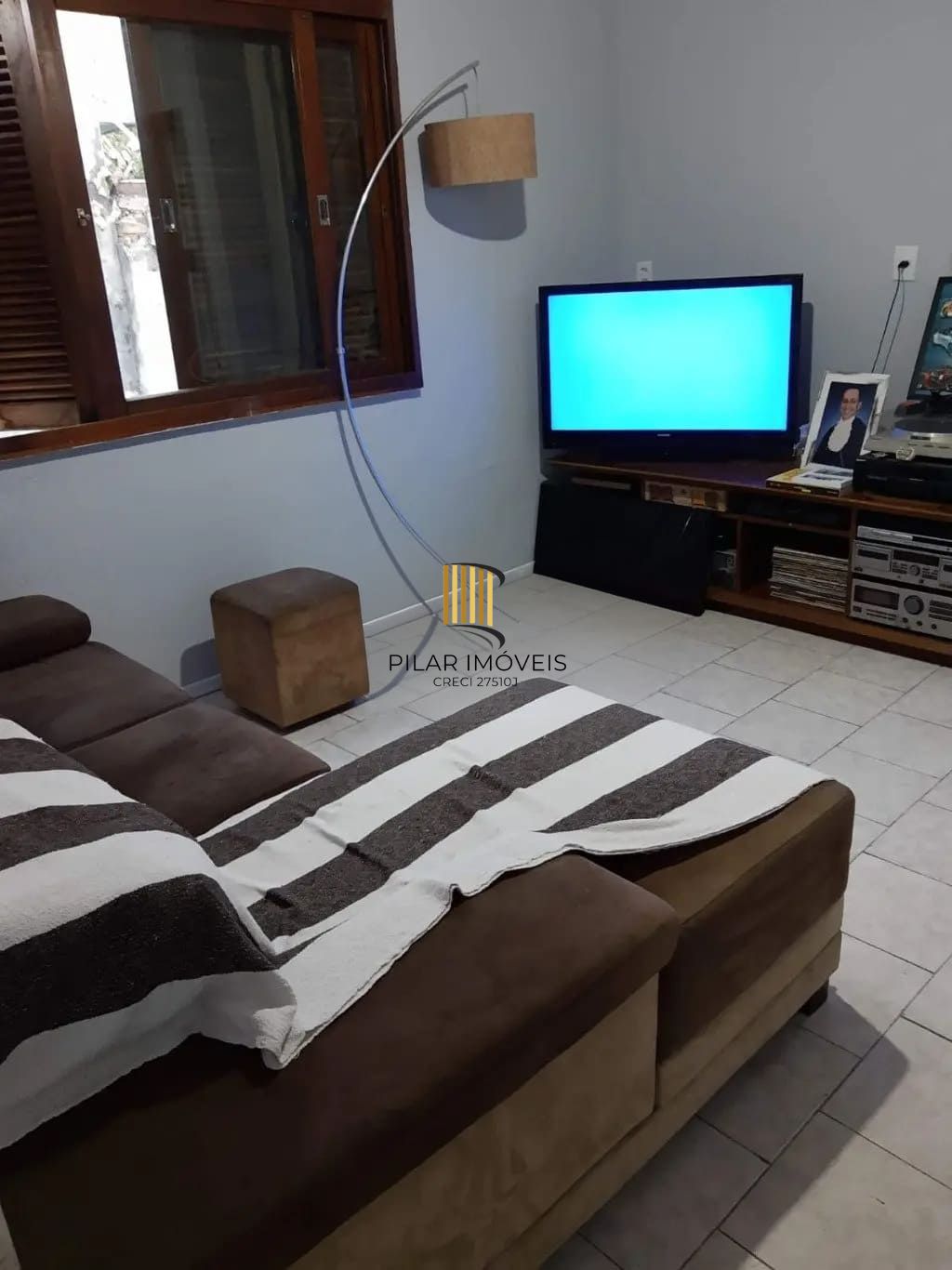 Casa com 2 dormitórios e 150m², no Bairro Jardim Sabará