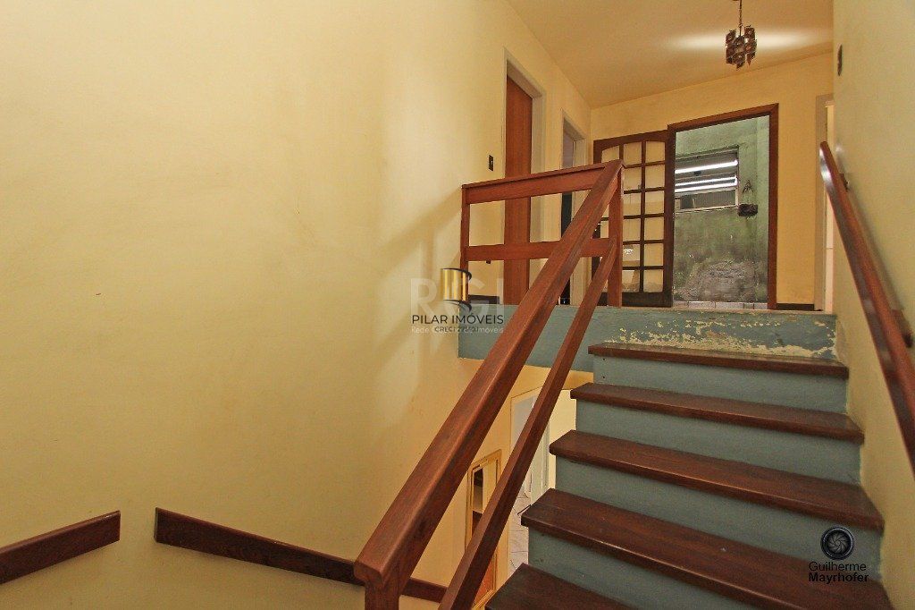 Casa para Venda - 400m², 5 dormitórios, sendo 1 suites, 3 vagas - Jardim Itu Sabará