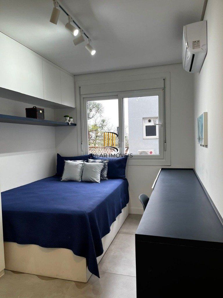 EXCELENTE APARTAMENTO COM 2 DORMITÓRIOS, 2 SUÍTES, 1 BANHEIRO E 2 VAGAS DE GARAGEM.