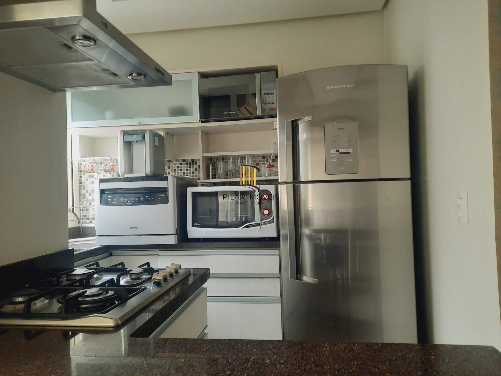 Apartamento mobiliado no Residence Suite Service em Porto Alegre, RS.