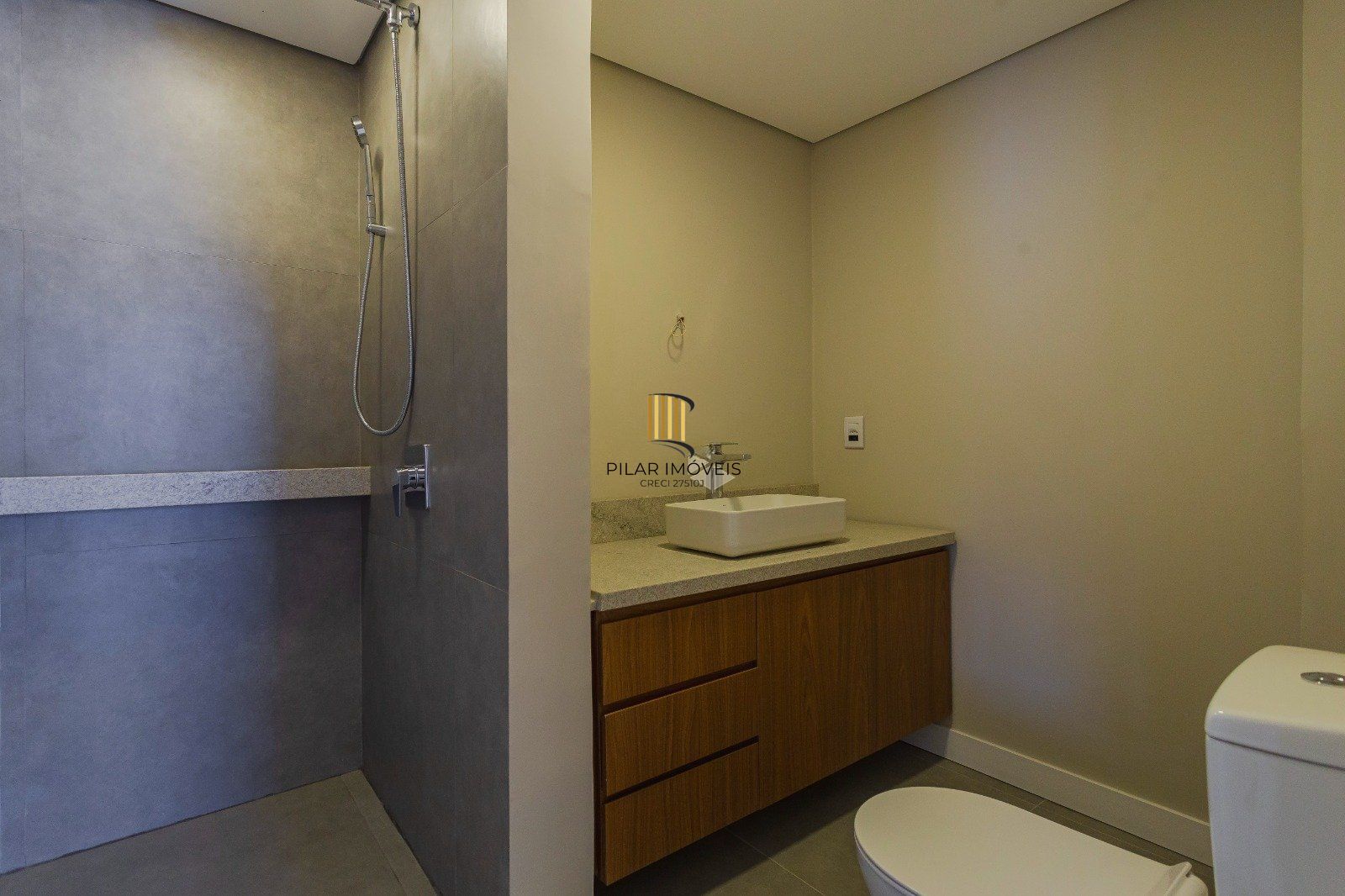 Apartamento com 3 quartos, 1 vaga e 115.98m² - Rua Mostardeiro - Moinhos De Vento, Porto Alegre