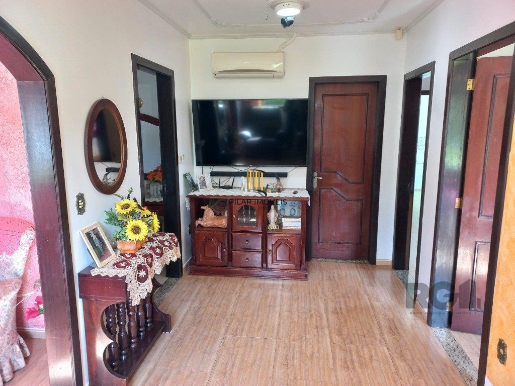 Casa 161m² - 2 dormitórios, 4 vagas no bairro Santo Onofre em Viamão