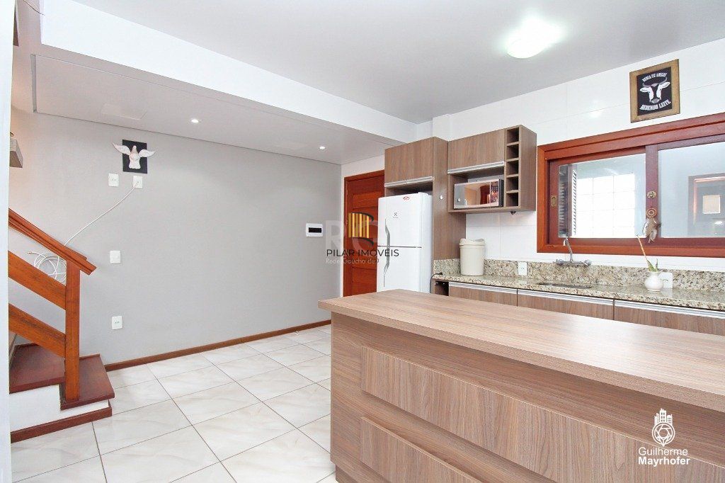 Casa para Venda - 212m², 3 dormitórios, 2 vagas - Medianeira