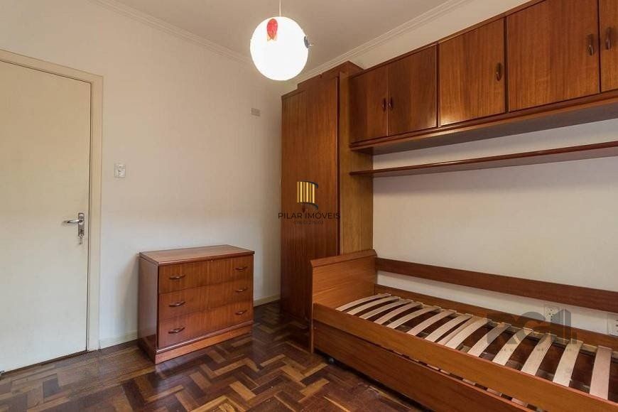 Apartamento 126m² - Semi mobiliado, 3 dormitórios, 1 vaga no bairro Moinhos de Vento