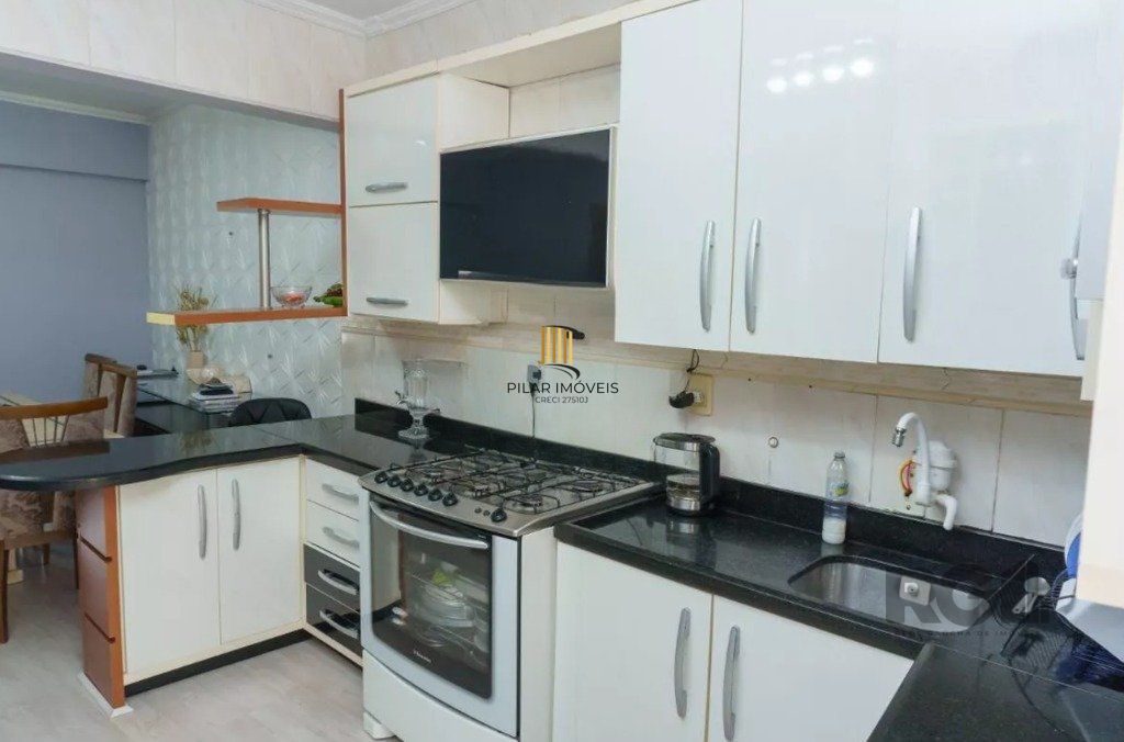 Casa 164m², 3 dormitórios, 3 vagas no bairro Jardim Carvalho