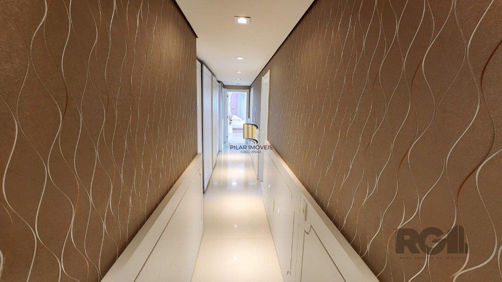 Excelente apartamento de 382,57 m² com 4 suítes e 4 vagas de garagem