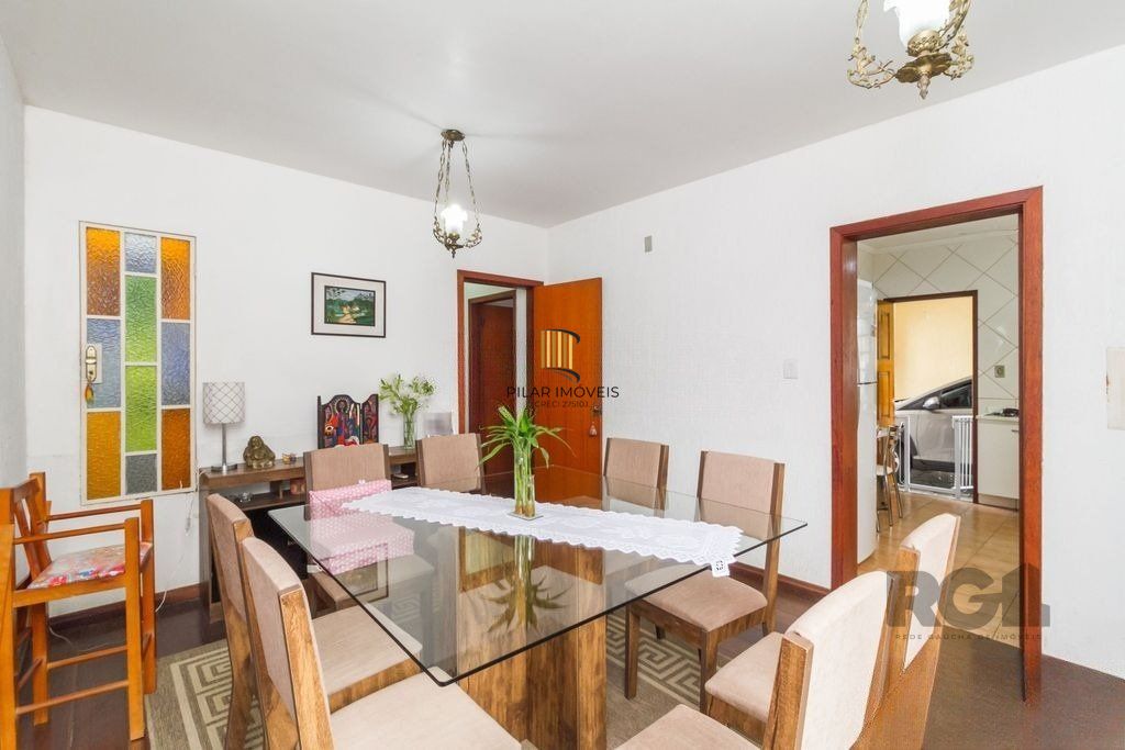 Casa 4 dormitórios no bairro  Aberta dos Morros