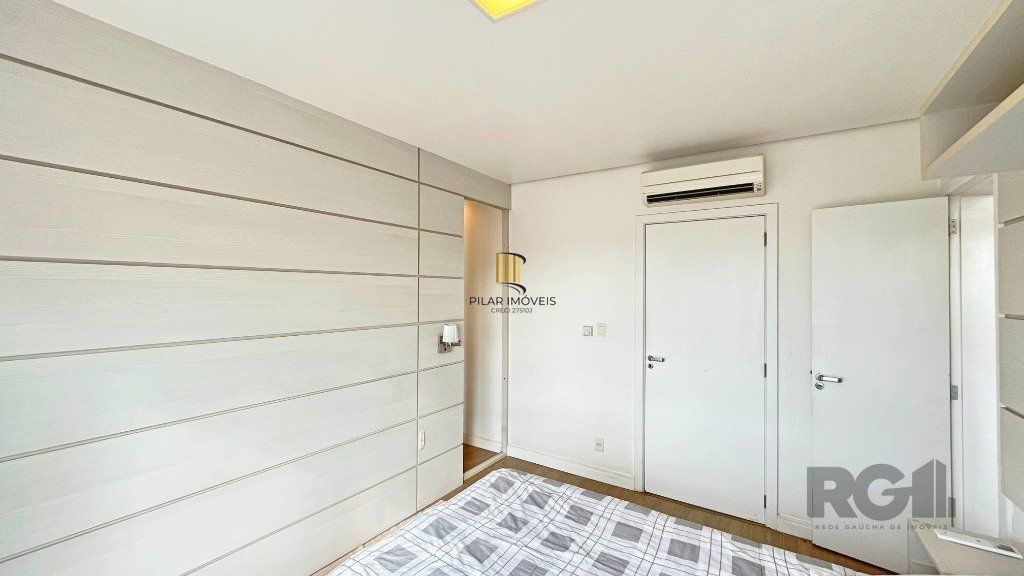 Casa 3 dormitórios no bairro Vila Nova