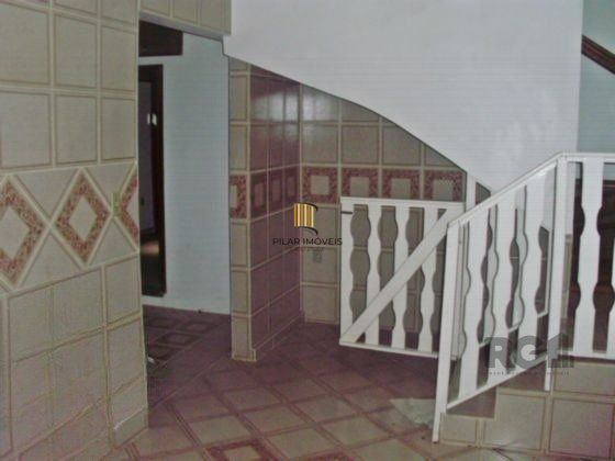 Casa para Venda - 218m², 5 dormitórios, sendo 1 suites, 2 vagas - Vila Nova