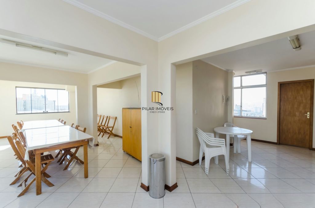 Apartamento de 3 dormitórios à venda no Bairro Centro Histórico - Porto Alegre