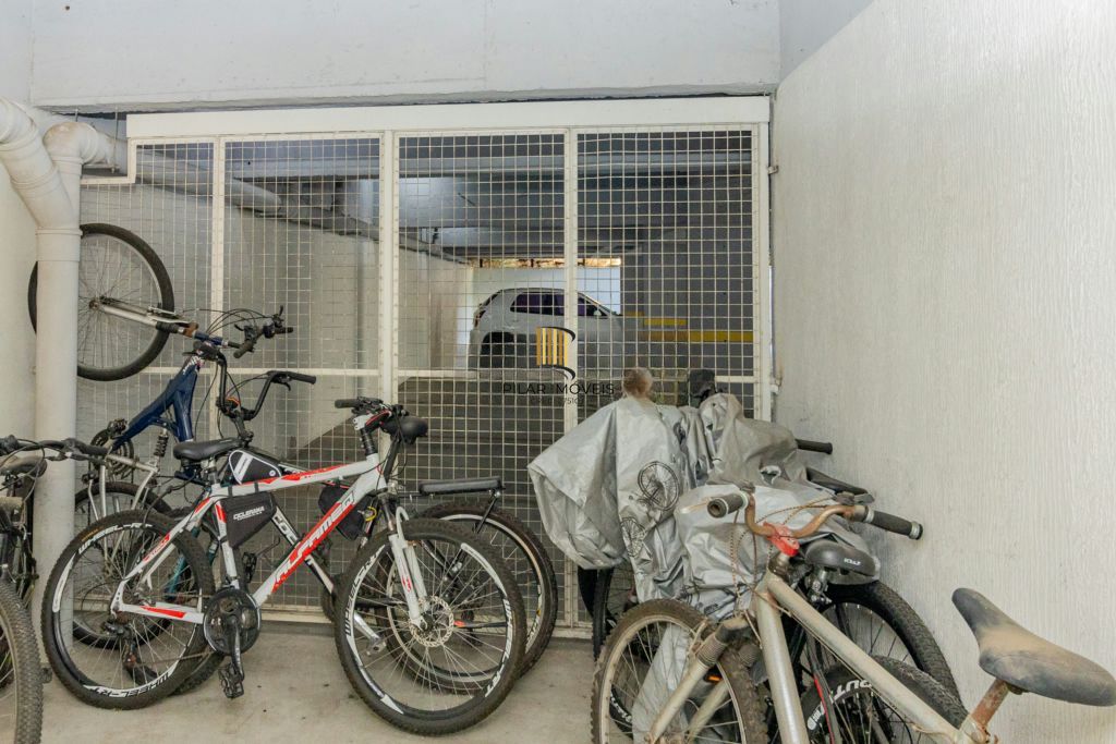 Apartamento de 1 dormitório à venda no Bairro Santo Antônio - Porto Alegre