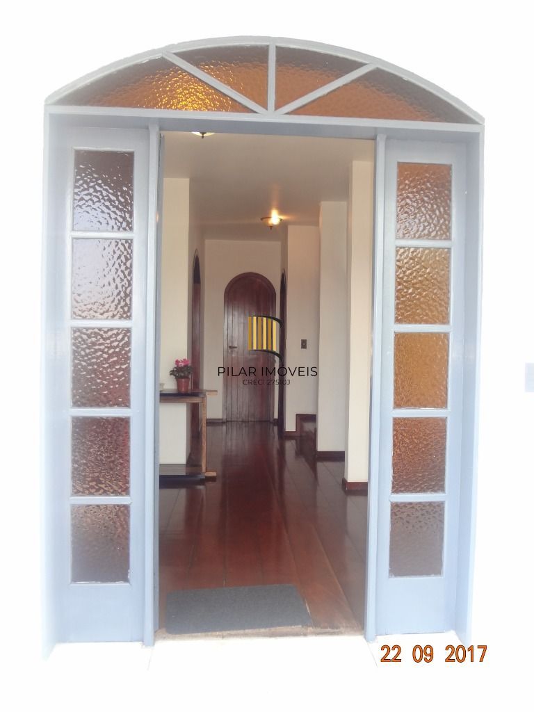 Casa para Venda - 365m², 4 dormitórios, sendo 2 suites, 6 vagas - Nonoai