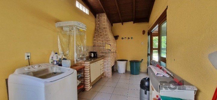 Casa 4 dormitórios no bairro Teresópolis