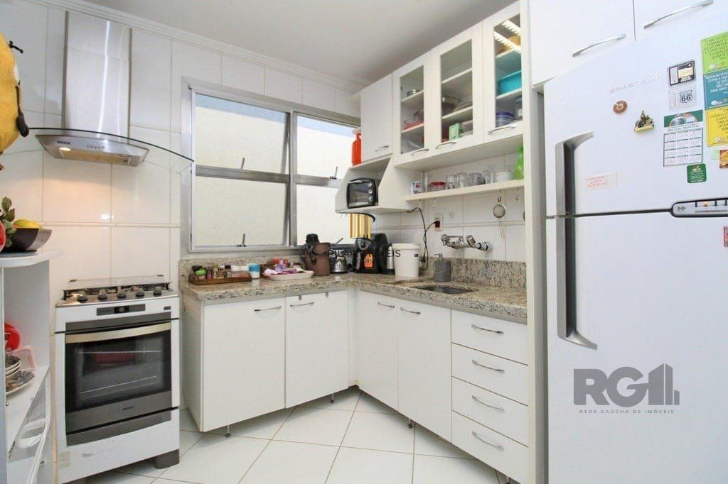Excelente cobertura de 134m² com 3 dormitórios e 2 vagas.