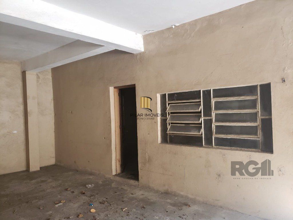 Casa 2 dormitórios no bairro Glória