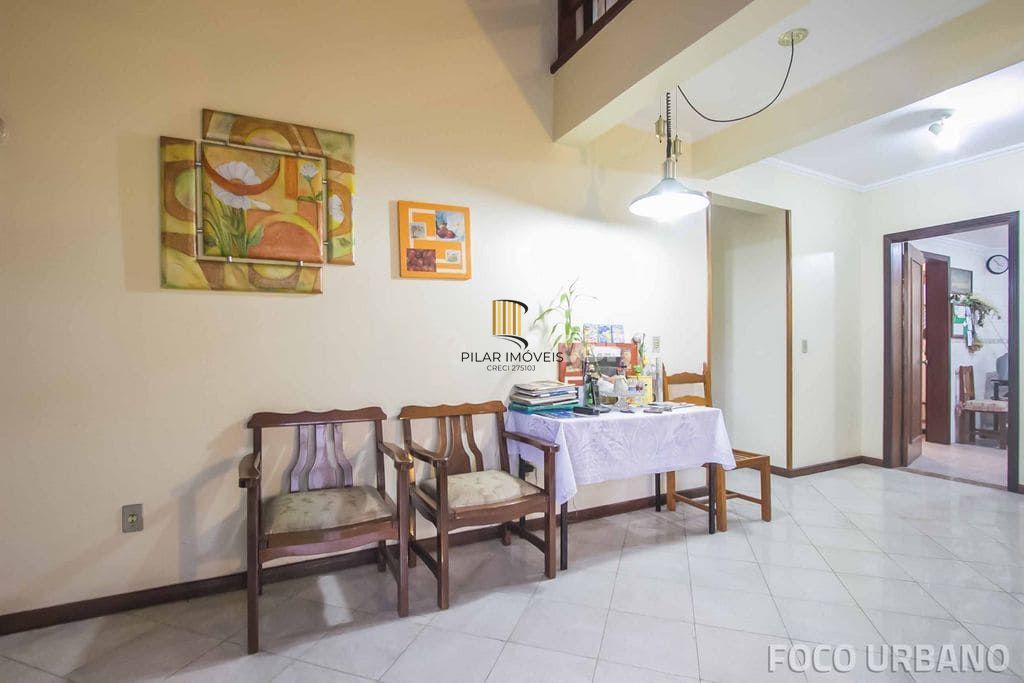 Casa 3 dormitórios à venda no Bairro Parque Santa Fé - Porto Alegre