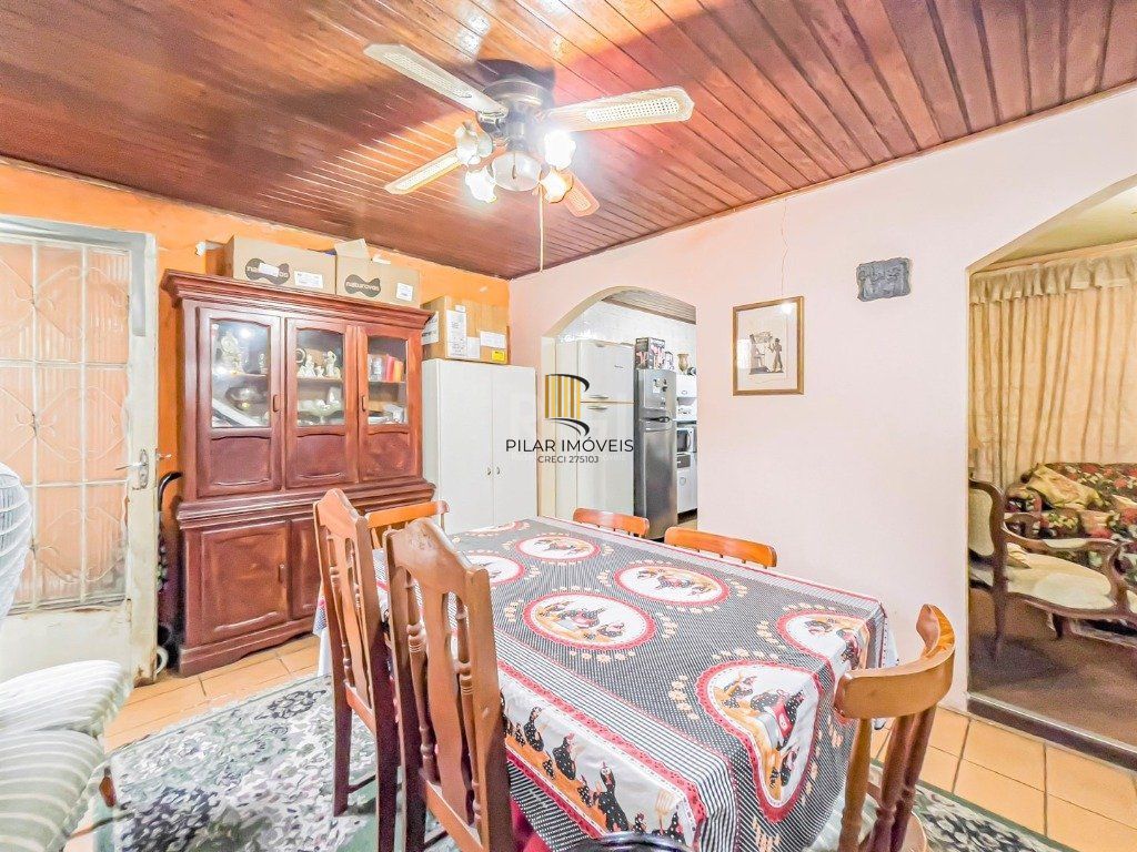 Casa para Venda - 212m², 3 dormitórios, 3 vagas - Azenha