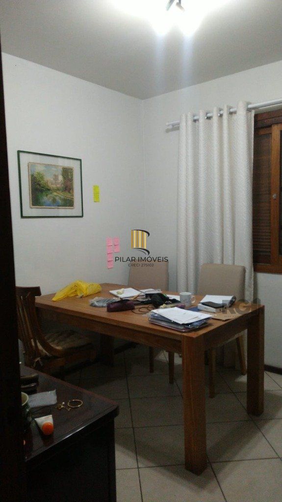 Casa 4 dormitórios no bairro Teresópolis