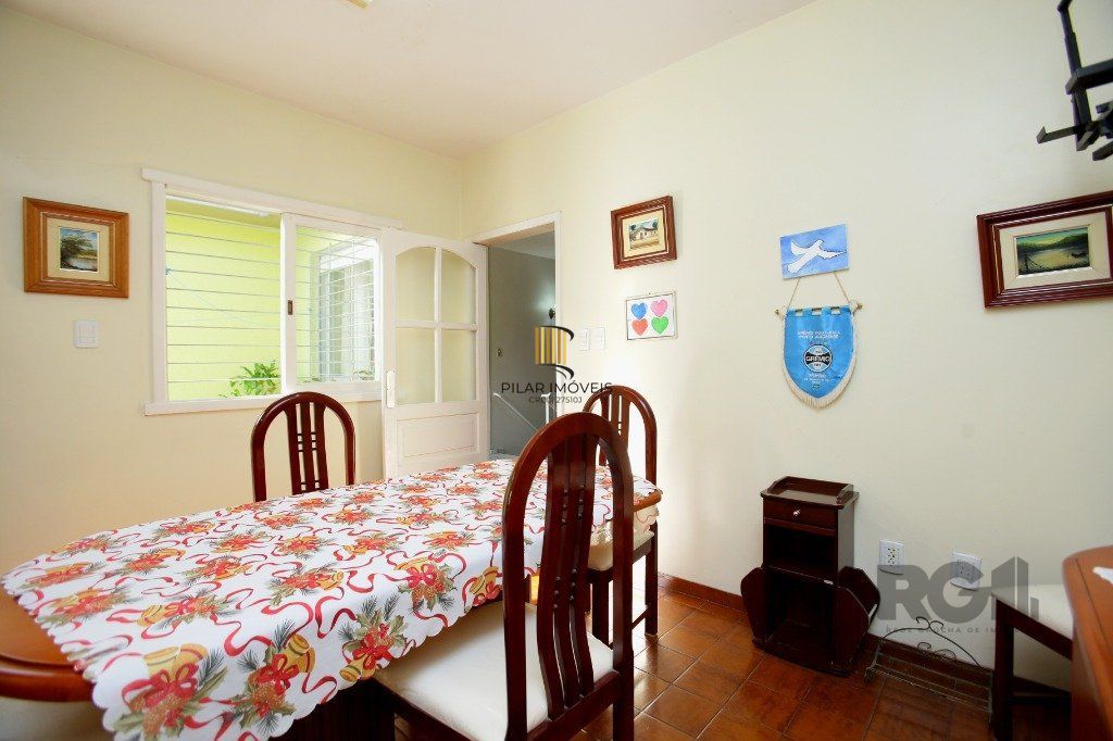 Casa 3 dormitórios no bairro Jardim  Botânico