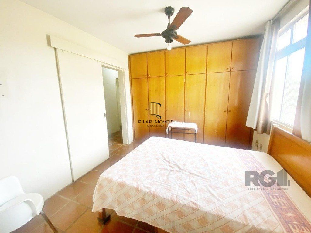 Casa 4 dormitórios no bairro Nonoai