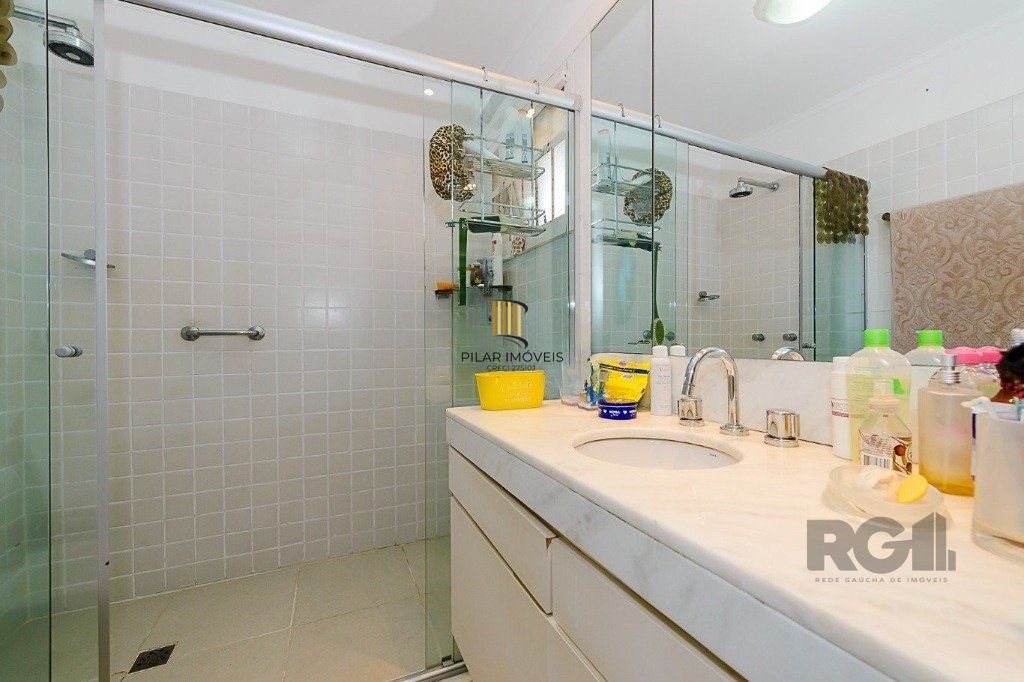 Casa em Condomínio à venda com 4 quartos 319 m²  Rua Manoel Leao, Pedra Redonda, Porto Alegre