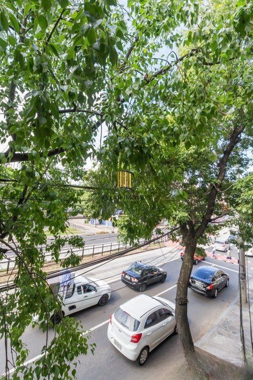 Apartamento à venda com 3 quartos 103 m²