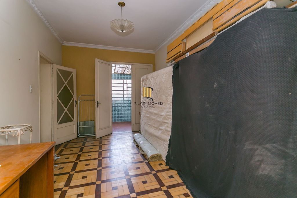 Casa 4 dorms à venda Rua Sinimbú, Petrópolis - Porto Alegre