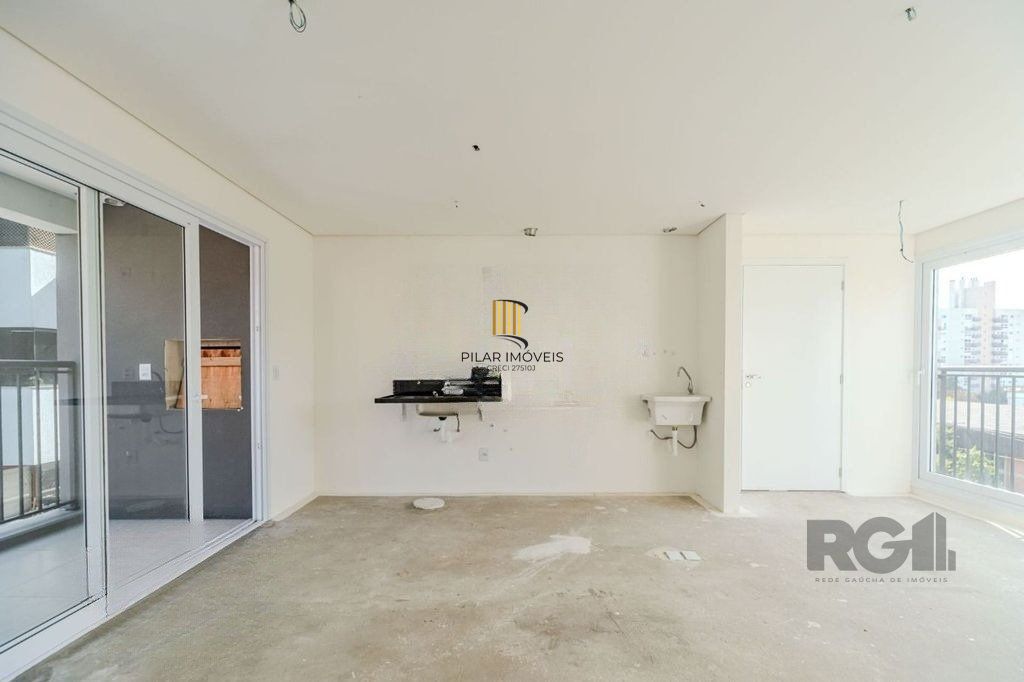 Apartamento de 2 dormitórios no bairro menino deus  