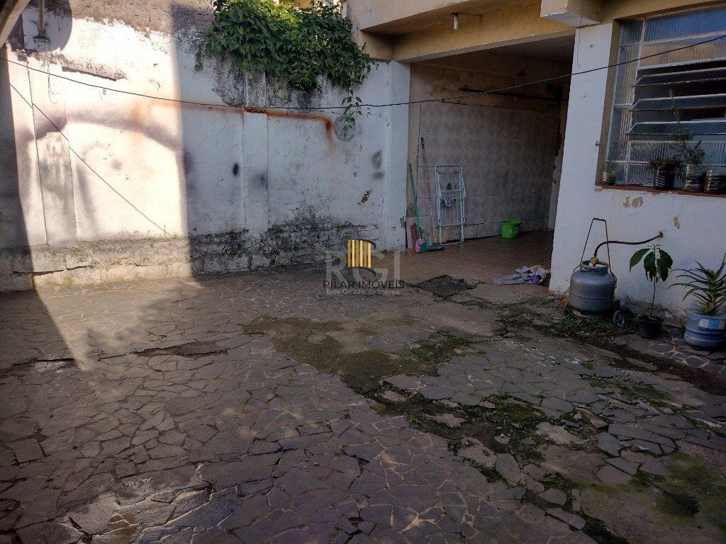 Casa para Venda com 200m², bairro Nonoai