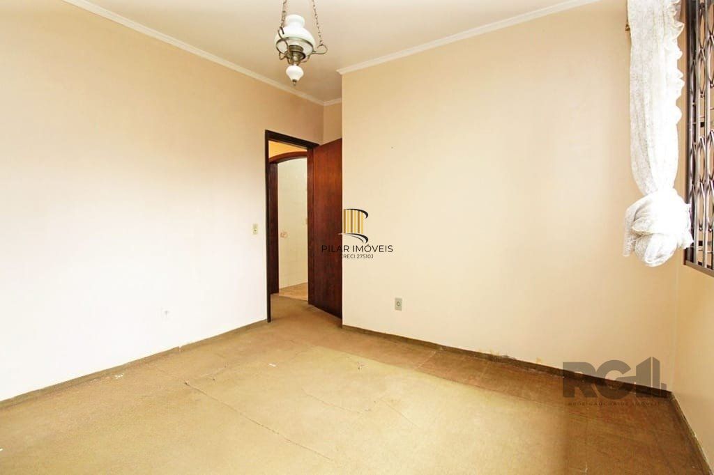 Excelente casa de 154m² com 3 dormitórios e 2 vagas.