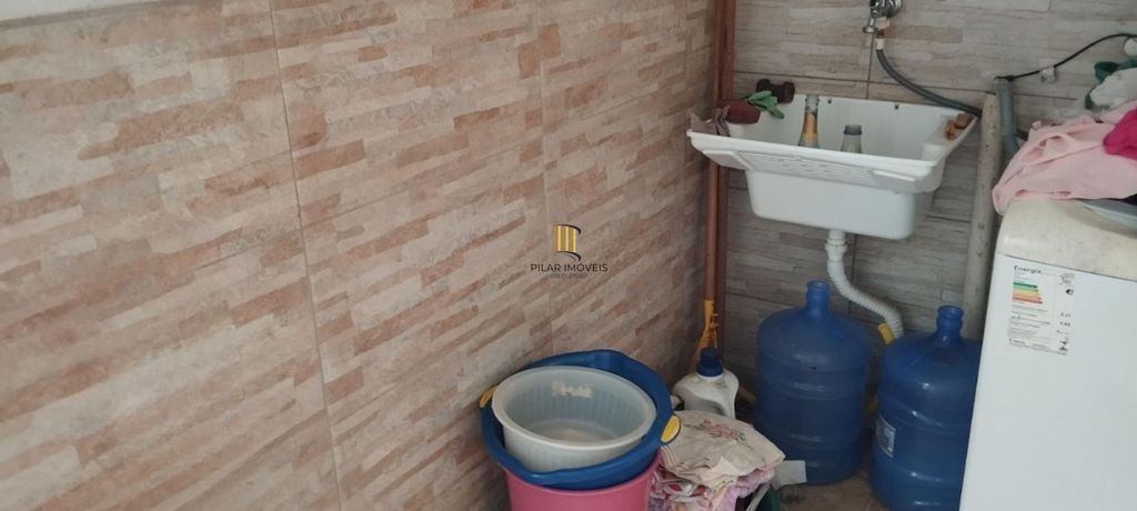 Casa de 2 dormitório à venda no Bairro Humaitá - Porto Alegre