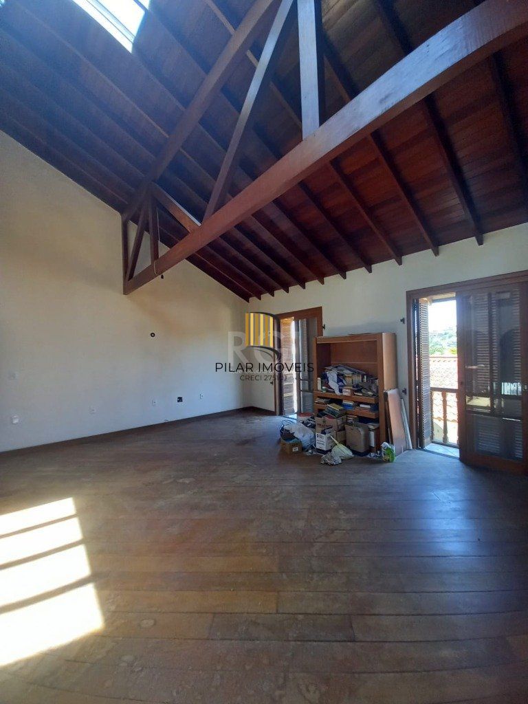 Casa 3 dormitórios no bairro Nonoai